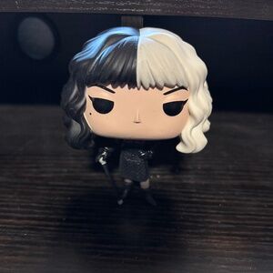 DISNEY FUNKO  LIVE ACTION CRUELLA